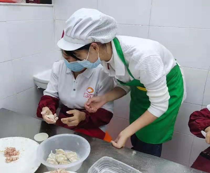 專業(yè)督導培訓，只為讓加盟商更好的開業(yè)